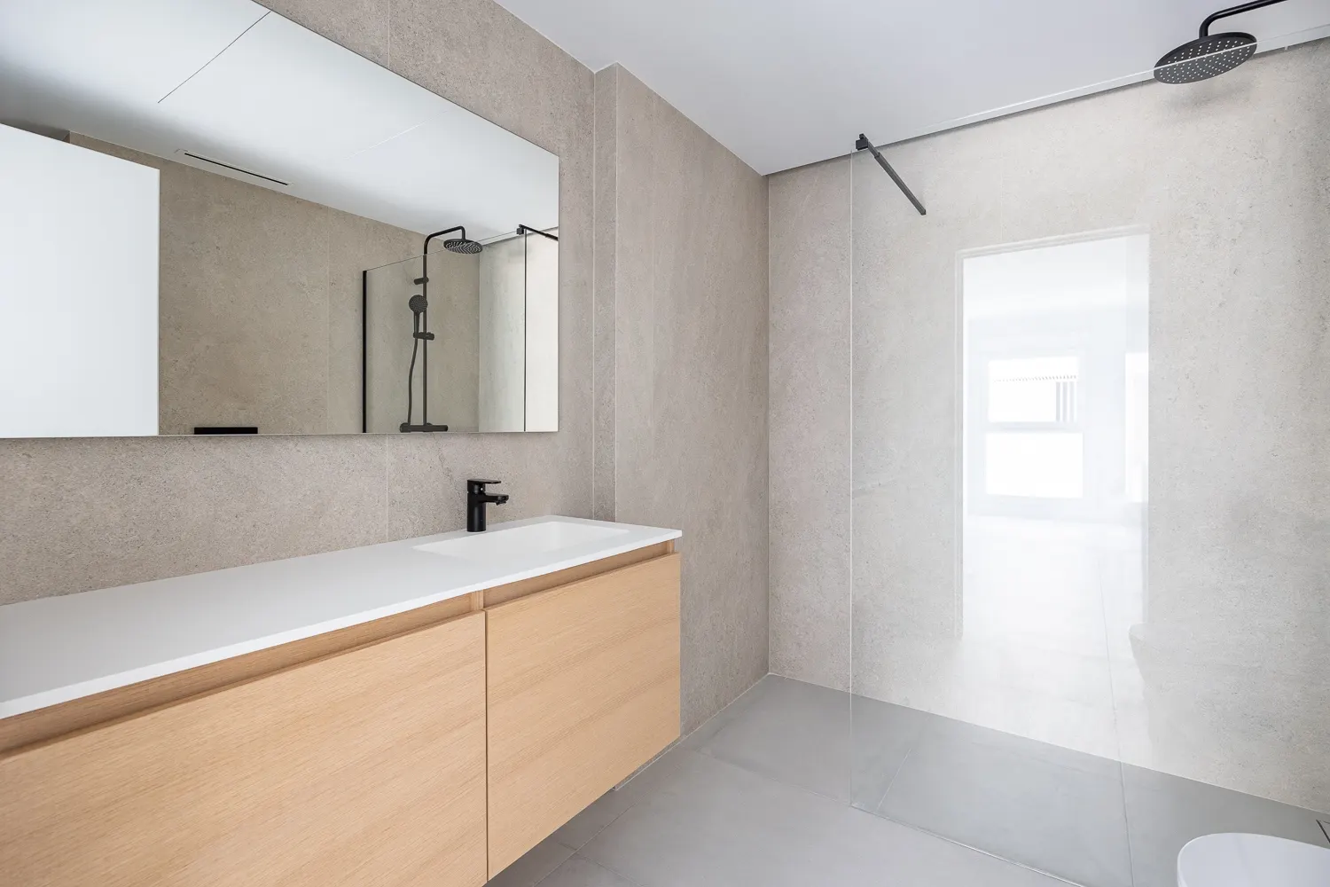 Baño de una vivienda de Son de Mar